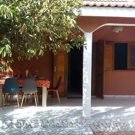 مبيت وإفطار سالي بوخْتيودال Chez Coumba Et Daniel المظهر الخارجي الصورة